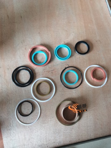 SDLG Steering Cylinder Oil Seal PHSGF - 9050424835 - 001 (Part No. 7200002660): Superior Sealing Solution