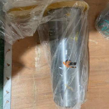 5233735 Bucket tie rod pin